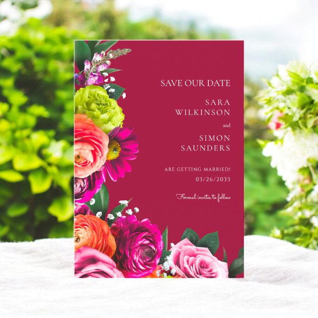 Reserva La Fecha elegante burdeos floral moderno salva la fecha (save the date card with elegant florals on a fresh burgundy floral background)