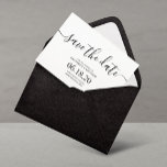 Reserva La Fecha Elegante estilo de escritura moderna Boda Guardar<br><div class="desc">Simple y moderna Boda de guión Guardar las tarjetas de fecha. Para una personalización más avanzada de este diseño,  haga clic en el botón "Personalizar". Los elementos coincidentes y más opciones de color también están disponibles bajo petición.</div>