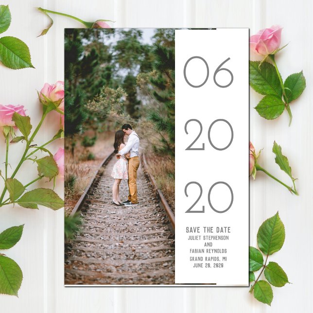 Reserva La Fecha Elegante foto barrida lateral Guardar la fecha | B (Elegant Side Swept Photo Save the Date - White)