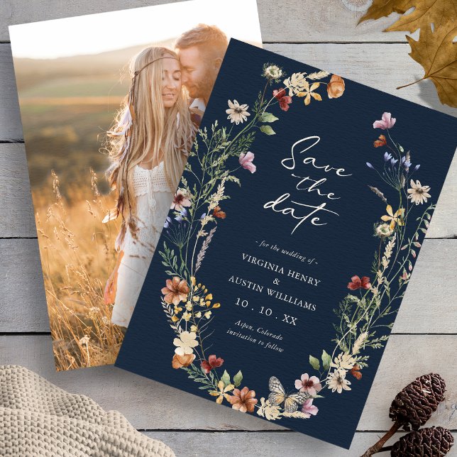 Reserva La Fecha Elegante Foto Boho de Navy para Salvar la Fecha (Navy Elegant Photo Wildflower Boho Save The Date with Butterfly by Painted Paperie
)