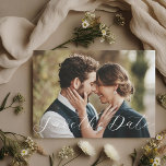 Reserva La Fecha Elegante fotografía caligráfica Guardar la fecha<br><div class="desc">La boda diseñada por el personalizado permite guardar la tarjeta de fecha con un diseño sencillo y elegante caligrafía.</div>