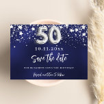 Reserva La Fecha Estrellas de plata azul marino 50 cumpleaños<br><div class="desc">Un moderno y elegante Save the Date para una parte de cumpleaños número 50. Un fondo azul marino decorado con estrellas de imitación plateadas. Personalice y agregue una fecha y un nombre. El color azul es desigual. El texto: Save the Date se escribe con un gran guión de estilo escrito...</div>
