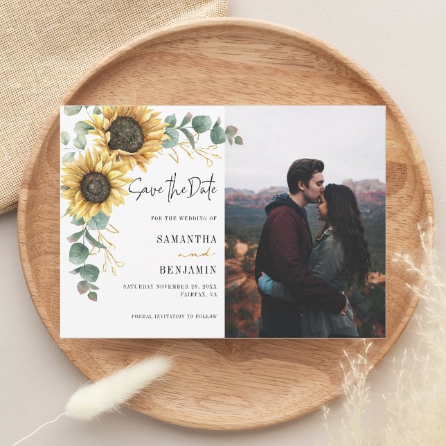 Reserva La Fecha Eucalyptus Floral Sunflower Foto Boda (Sunflower Floral Eucalyptus Wedding Save the Date Announcement)