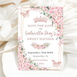 Reserva La Fecha Flores de cerezo Rosa Mariposas de oro dulce 16<br><div class="desc">Personalice esta flor de cerezo de bonito Quinceañera / dulce 16 cumpleaños, salve la fecha fácil y rápidamente. Simplemente haga clic en el botón personalizar para editar los textos, cambiar las fuentes y los colores de las fuentes. Con hermosas flores de cerezo acuarela, mariposas doradas subió y un marco geométrico...</div>