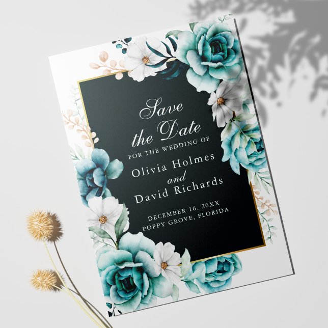 Reserva La Fecha Flores salvajes verde azuladas y agitadas azules s (Teal and white floral Save the Date Card template on white background)
