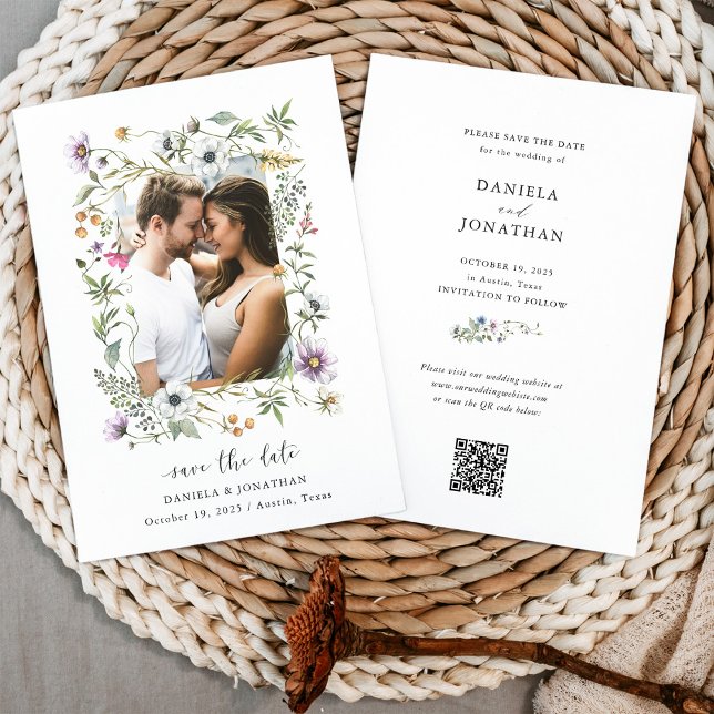 Reserva La Fecha Flores silvestres botánicas | Foto y código QR (An elegant wildflower wedding save the date, with your photo and a QR code)
