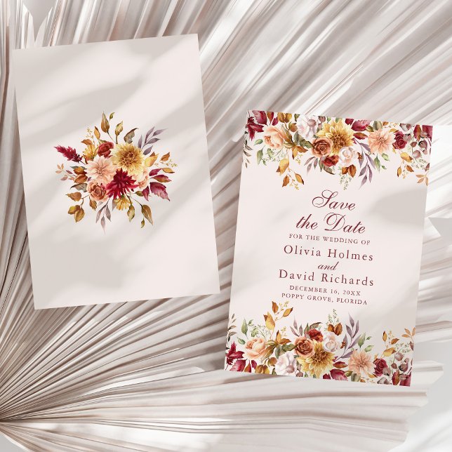Reserva La Fecha Flores Silvestres de Terracota Naranja Quemada Mod (Modern Burnt Orange Terracotta Wildflowers Wedding Save The Date on a sunny dry palm leaf.)