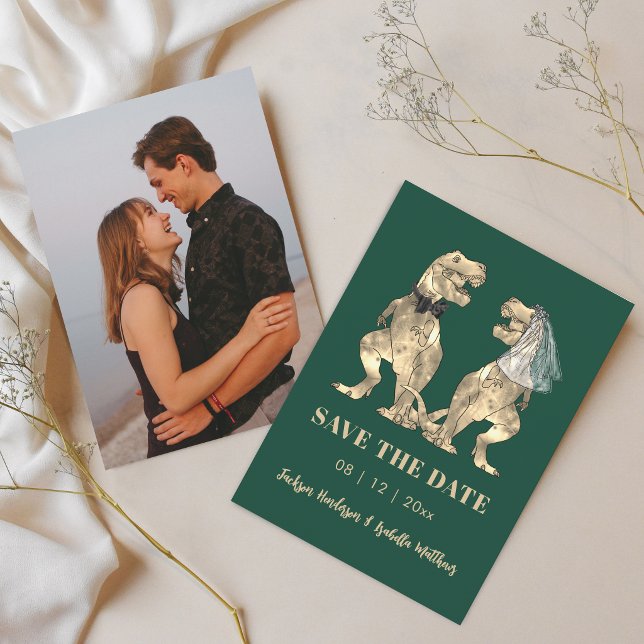 Reserva La Fecha Foto de Boda con Tema de Dinosaurios Verde (Simple dinosaur theme wedding save the date photo engagement announcement green card)
