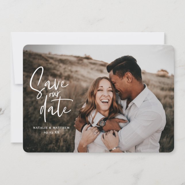 Reserva La Fecha foto de boda geométrica y con letra (Anverso)