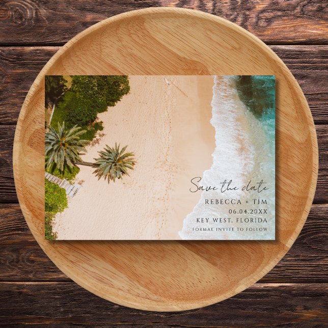 Reserva La Fecha Foto de bodas de playa (Beach Wedding Photo Save The Date)
