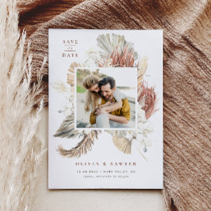 Reserva La Fecha Foto de Boho Dried Palm Leaves and White Orchids