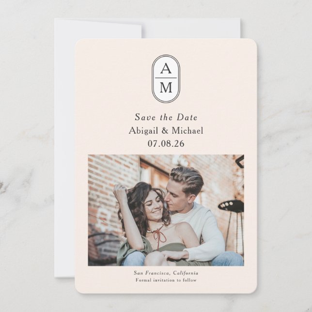 Reserva La Fecha Foto de pareja de arco moderno con iniciales (Anverso)