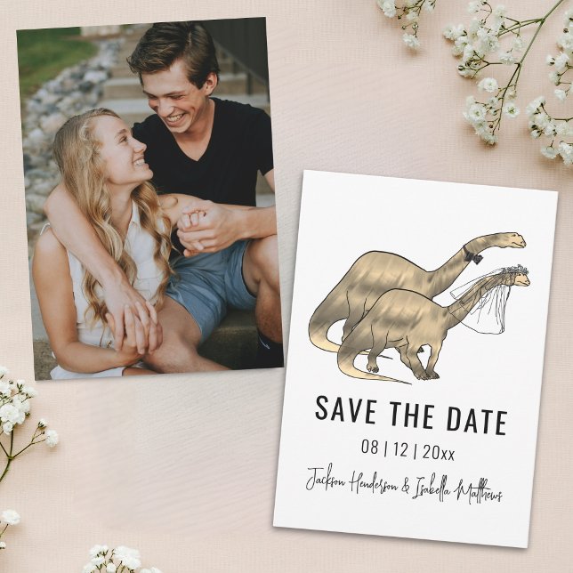 Reserva La Fecha Foto divertida de la boda de dinosaurios (Funny Dinosaur theme wedding photo save the date card Watercolor Jurassic dino bride and groom )