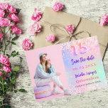 Reserva La Fecha Foto holográfica de color púrpura Quinceanera<br><div class="desc">Un moderno y elegante Save the Date para una Quinceañera. Fondo holográfico,  rosa,  color verde de menta morado. Personalice y agregue una foto,  fecha y nombre.</div>