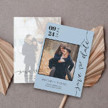Reserva La Fecha Foto Moderna Escrita A Mano Ahorra La Fecha Gris P<br><div class="desc">Presentamos nuestra moderna foto escrita a mano Save The Date, una pieza que realmente resuena con tu única historia de amor. Este último combina el encanto del tipo de letra manuscrita con la comodidad de un diseño moderno, lo que le aporta un atractivo elegante e íntimo que hará las delicias...</div>