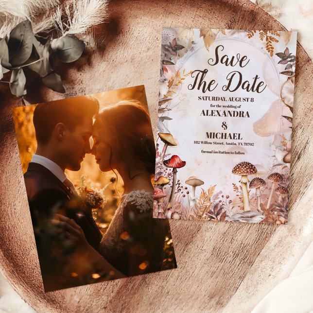 Reserva La Fecha Foto Mushroom Toadstool Boda forestal encantado (Subido por el creador)