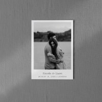 Fotografía y mensaje simple y elegante en blanco y