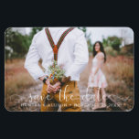 Reserva la fecha | Imán fotográfico<br><div class="desc">Esta Salven la Fecha es una manera adorable de decirle al mundo su fecha de boda. Usted puede personalizar esta tarjeta para satisfacer sus necesidades.</div>