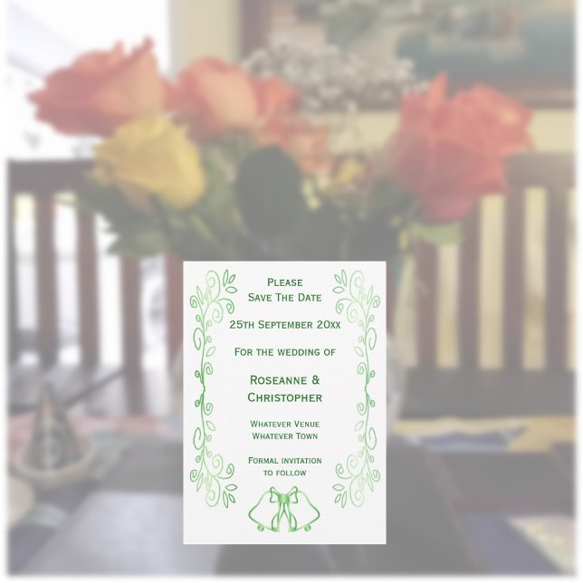 Reserva La Fecha La boda verde esmeralda salva las campanas de cita (Emerald green wedding save the date card bells and scrollwork design)