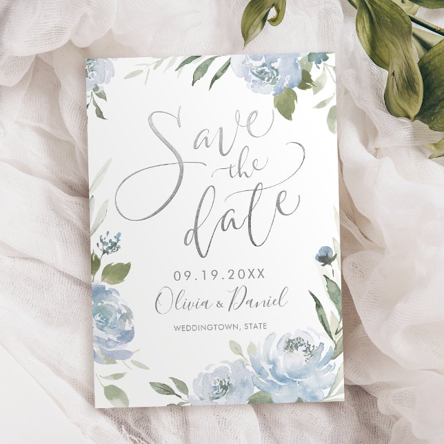 Reserva La Fecha La caligrafía azul polvorienta romántica salva la  (Romantic dusty blue calligraphy save the date)
