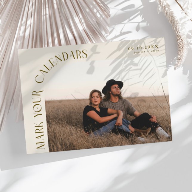 Reserva La Fecha Mark Your Calendars Cream Curved Frame Photo (Subido por el creador)
