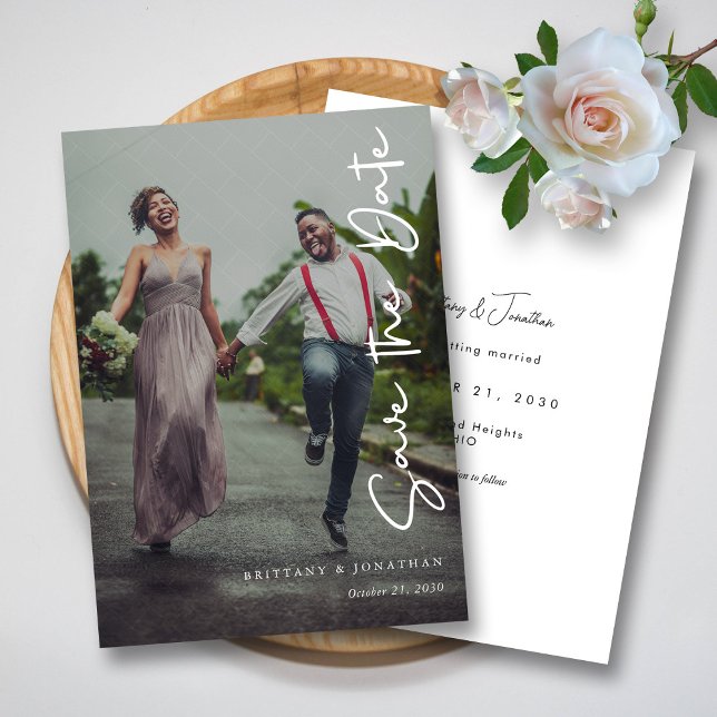 Reserva La Fecha Matrimonio simple de fotografía con superposición  (Simple Striped Overlay Photo Wedding Save the Date)