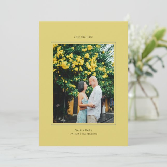 Reserva La Fecha Minimalist Yellow Elegant Wedding Custom Photo (Anverso de pie)
