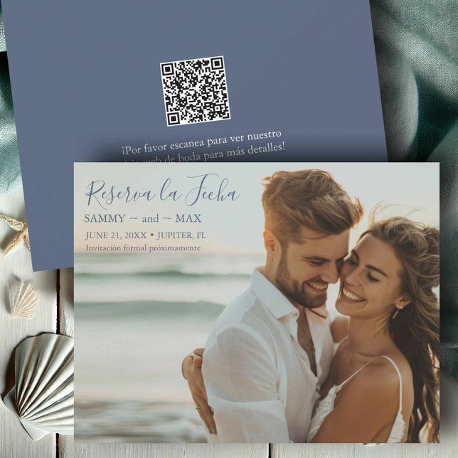 Reserva La Fecha Modern Save the Date with Couple Photo (Save the date in Spanish with QR-code and photo.)