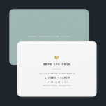 Reserva La Fecha Moderna máquina de escribir Boda del corazón del o<br><div class="desc">Esta simple tarjeta Save the Date para la celebración de su boda brilla con sencillez. La tipografía moderna de máquina de escribir y acentuada por un corazón delicado en oro (impreso), es minimalista y a la vez tan elegante. En la parte posterior hay espacio para más información, como url del...</div>