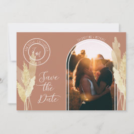 Reserva La Fecha Moderno Arch BOHO Pampas Grass Simple Copper Photo