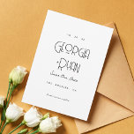 Reserva La Fecha Moderno ultra Minimalista Boda Art Deco<br><div class="desc">Sorprenda a sus seres queridos con esta tarjeta Save the Date ultra minimalista,  que incluye fuente retro y detalles de su personalizado. Añade fácilmente tu propio acceso haciendo clic en la opción "personalizar".</div>