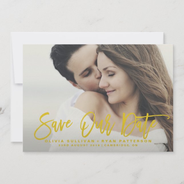 Reserva La Fecha Mustard Rustic Calligraphy Save Our Date Card (Anverso)
