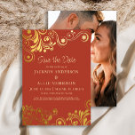 Reserva La Fecha Naranja quemado oscuro  dorado Swirls Boda de foto<br><div class="desc">Boda naranja quemada oscura Salven la Fecha acentuada con elegantes y divertidos giros de oro y florece. Personalizado con su información en la parte delantera y su foto en la parte posterior. Comuníquese conmigo para obtener ayuda con sus personalizaciones o para solicitar productos adicionales de correspondencias o coordinación de Zazzle...</div>