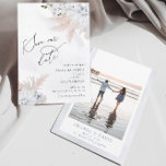 Reserva La Fecha Orquídea floral blanca y playa de coral azul turbi<br><div class="desc">Orquídea floral blanca y deslumbrante playa de Coral azul Save the Date Esta ducha de color de agua con orquídeas blancas y pampas ruidosas con corales azules polvorientos crea una boda perfecta en la playa. Es ideal para la playa, el verano, ruidoso, tropical, azul polvoriento, destino, boda de temática oceánica....</div>