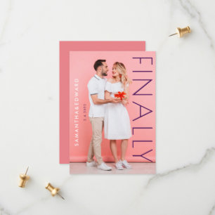 Reserva La Fecha Revista moderna al final de la foto