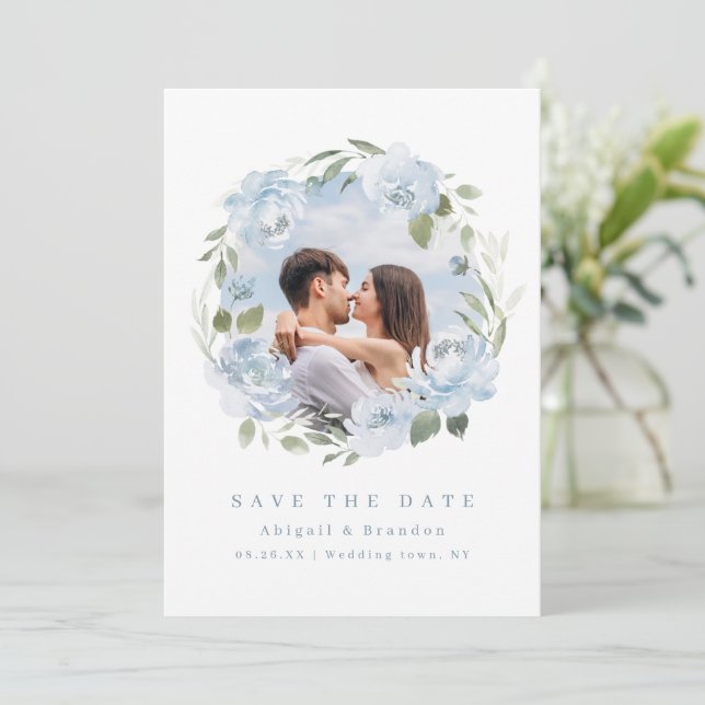 Reserva La Fecha Romantic garden dusty blue floral wedding photo (Anverso de pie)