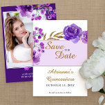 Reserva La Fecha Rosa morado y hoja de oro Quinceanera Foto<br><div class="desc">Foto Save the Date for quinceanera o cualquier otra ocasión especial. Elegante diseño floral con flores rosas acuáticas y hojas en tonos violeta y dorado. Diseño de moda moderna para su próxima celebración de 15 y 15 años. Por favor, navegue por mi colección Purple Rosa y Gold Leaf para encontrar...</div>