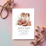Reserva La Fecha Rústica Moda del Boho Boda occidental Código QR de<br><div class="desc">Haga una primera impresión memorable con esta rústica tarjeta Western Save the Date que presenta un par de botas de vaquero bellamente ilustradas adornadas con flores blandas en el frente y un arreglo floral coordinado con un código QR en la parte posterior. Perfecto para bodas de campo, rancho o de...</div>