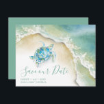 Reserva La Fecha Salvar la fecha tropical con tortuga marina de acu<br><div class="desc">Anuncia que estás comprometido con mis invitaciones tropicales de "Save the Date" que presentan "Save Our Date" en un estilo de tipografía de letra cursiva de moda que evoca la apariencia de letras a mano. Esta simple tarjeta presenta mi tortuga marina original de acuarela y la orilla de las olas...</div>