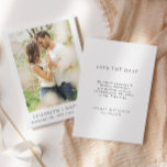 Reserva La Fecha Sencilla Elegante Foto | Boda<br><div class="desc">Un sencillo y elegante anuncio de boda de fecha de guardado. Esta tarjeta de fecha de guardado cuenta con texto elegante con una foto. La foto es solo para fines de colocación y se puede reemplazar con cualquier foto de su elección. Todo el texto en la parte delantera y trasera...</div>