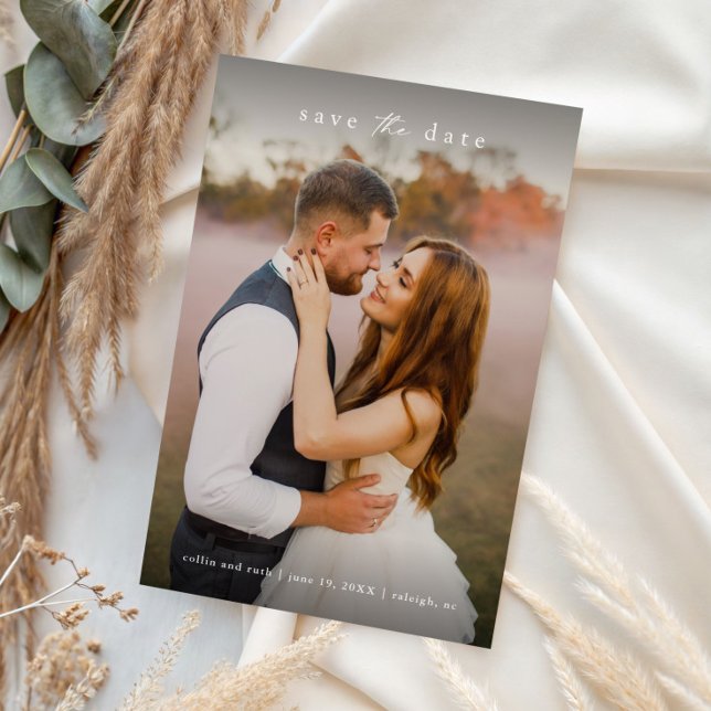 Reserva La Fecha Simple foto de boda con sangrado total (Simple full bleed wedding photo save the date with elegant text and QR code backer.)