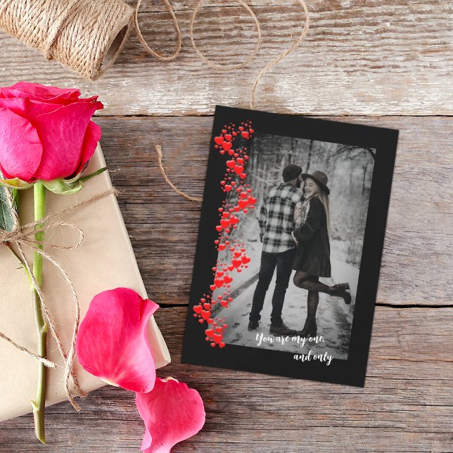Reserva La Fecha Simple Love Red Hearts Photo Holiday Card (Subido por el creador)