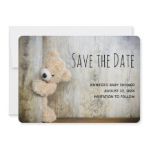 Sótano De Madera Rústica De Oso Cubierto