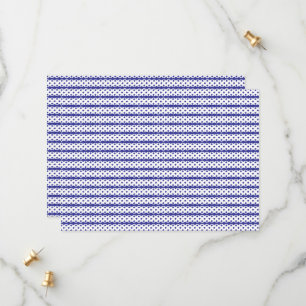 Reserva La Fecha Un cielo azul vívido con nubes blancas dispersas.