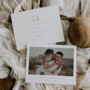 Reserva La Fecha Vides sin tiempo Escudo Beige Monograma foto