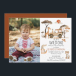 Reserva La Fecha Wild One Boy First Birthday Safari Photo<br><div class="desc">Invitación a la fiesta de cumpleaños Safari para uno pequeño y salvaje. Animales bonitos y un paisaje de safari.</div>