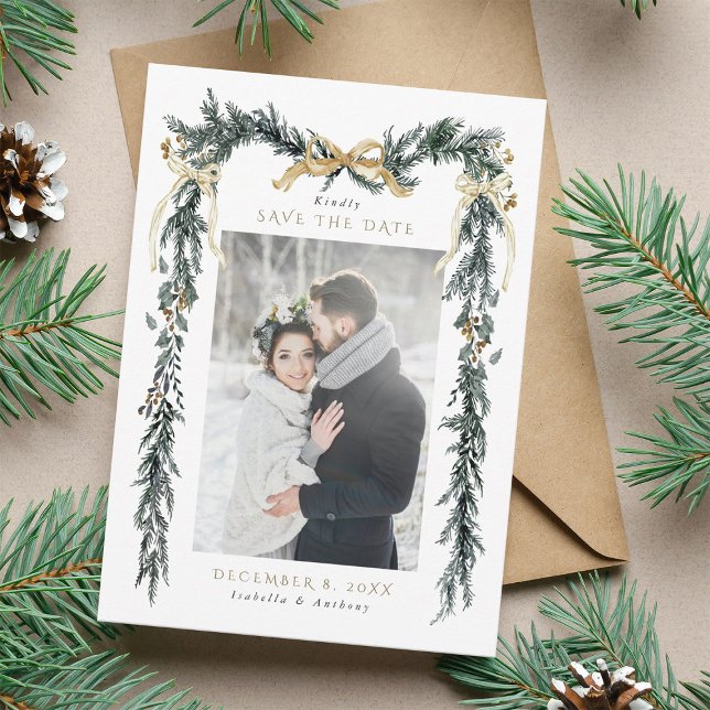 Reserva La Fecha Winter Greenery Garland Wedding Photo Gold & Green (Subido por el creador)