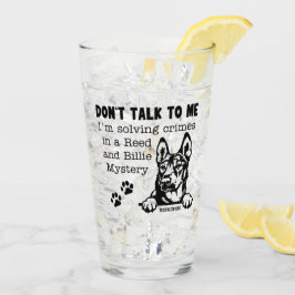 Resolver crímenes con Reed y Billie