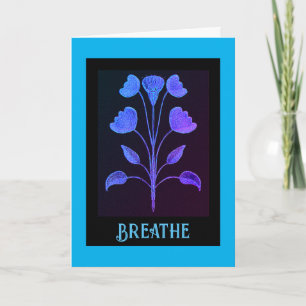 Respira hermosa tarjeta de arte floral azul y mora