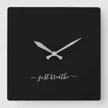 Respire un guión elegante negro yoga gran reloj